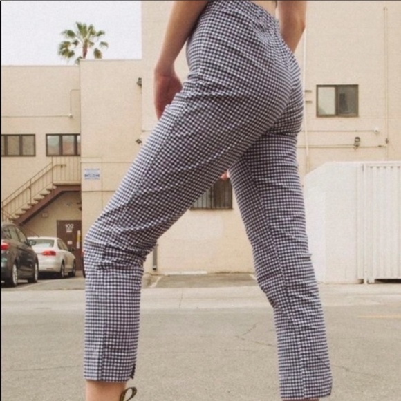 Brandy Melville | Gingam Pants - Picture 3 of 7
